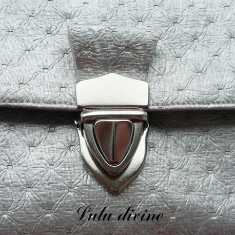 Fermoir cartable Attache cartable / Pochette / Porte-feuille Argenté
