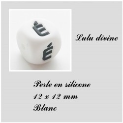 Perle en silicone 12 x 12 mm Blanc Lettre 2