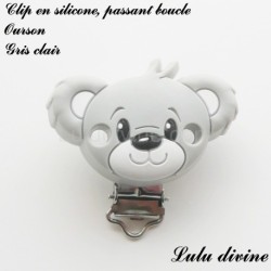 Pince / Clip en silicone, attache tétine, passant, Ourson
