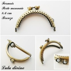 Fermoir claps Fleur demi cercle porte monnaie de 8.6 cm métal Bronze, Fleur perle 