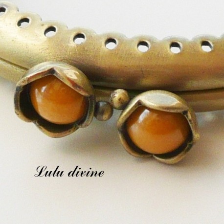 Fermoir claps Fleur demi cercle porte monnaie de 8.6 cm métal Bronze, Fleur perle 