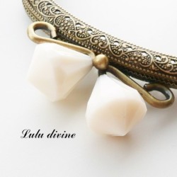 Fermoir claps Fleur demi cercle porte monnaie de 8.8 cm métal Bronze, Fleur perle Vert