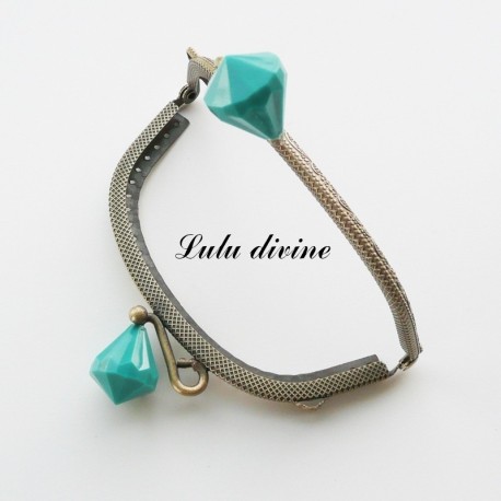 Fermoir claps Fleur demi cercle porte monnaie de 8.8 cm métal Bronze, Fleur perle Vert