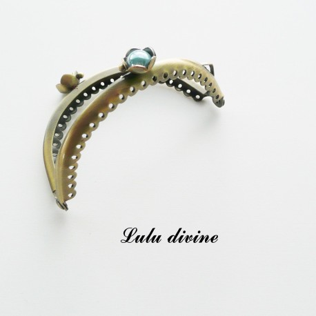 Fermoir claps Fleur demi cercle porte monnaie de 8.6 cm métal Bronze, Fleur perle 