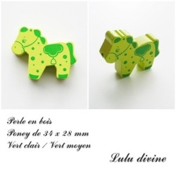 Perle en bois de 34 x 28 mm, Perle plate Poney :