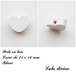Perle en bois de 21 x 16 mm, Perle plate Coeur
