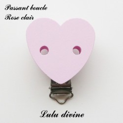 Pince / Clip en bois, attache tétine, passant, Coeur