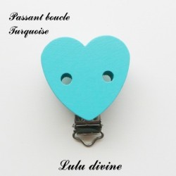 Pince / Clip en bois, attache tétine, passant, Coeur