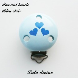 Pince / Clip en bois, attache tétine, passant Petits coeurs