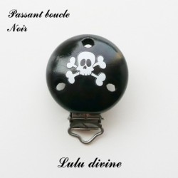 Pince / Clip en bois, attache tétine, passant, Tete de mort