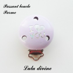 Pince / Clip en bois, attache tétine, passant I Love you