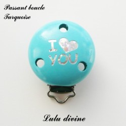 Pince / Clip en bois, attache tétine, passant I Love you