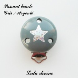 Pince / Clip en bois, attache tétine, passant Etoile Argenté