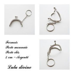 Fermoir claps demi cercle mini porte monnaie en porte-clé 5 cm métal 