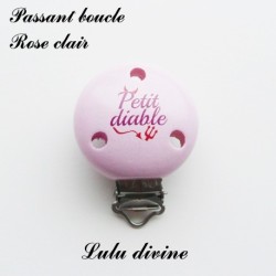 Pince / Clip en bois, attache tétine, passant, Petit diable