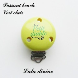 Pince / Clip en bois, attache tétine, passant, Petit diable