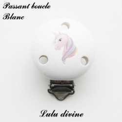 Pince / Clip en bois, attache tétine, passant, Licorne