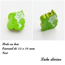 Perle en bois de 23 x 28 mm, Perle plate Ecureuil