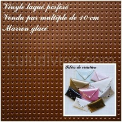 Vinyle perforé par 10 cm