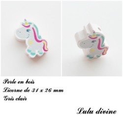 Perle en bois de 31 x 26 mm, Perle plate Licorne