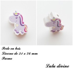 Perle en bois de 31 x 26 mm, Perle plate Licorne