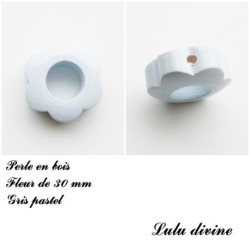 Perle bois Fleur 30 mm avec trous