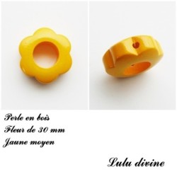 Perle bois Fleur 30 mm avec trous