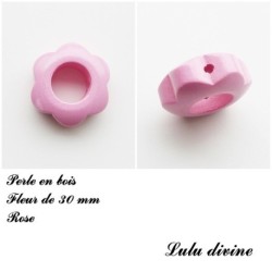Perle bois Fleur 30 mm avec trous