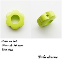 Perle bois Fleur 30 mm avec trous