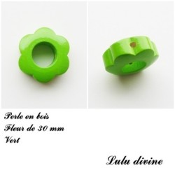 Perle bois Fleur 30 mm avec trous