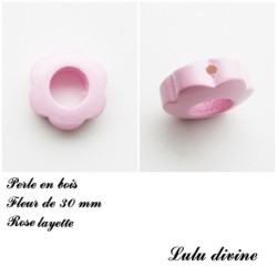 Perle bois Fleur 30 mm avec trous