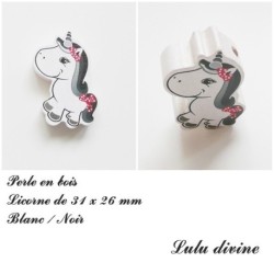 Perle en bois de 31 x 26 mm, Perle plate Licorne
