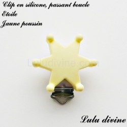 Pince / Clip en silicone, attache tétine, passant, Etoile