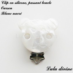 Pince / Clip en silicone, attache tétine, passant, Ourson