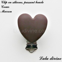 Pince / Clip en silicone, attache tétine, passant, Coeur