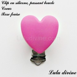 Pince / Clip en silicone, attache tétine, passant, Coeur