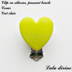 Pince / Clip en silicone, attache tétine, passant, Coeur