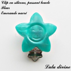 Pince / Clip en silicone, attache tétine, passant, Fleur