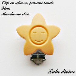 Pince / Clip en silicone, attache tétine, passant, Fleur