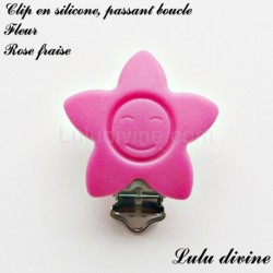 Pince / Clip en silicone, attache tétine, passant, Fleur