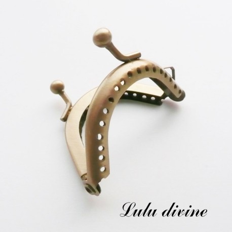 Fermoir claps demi cercle mini porte monnaie 5 cm métal bronze