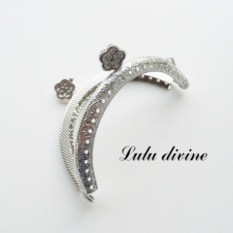 Fermoir claps demi cercle mini porte monnaie 8.5 cm métal argenté