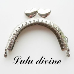 Fermoir claps Coeur demi cercle porte monnaie de 7.5 cm métal Argenté