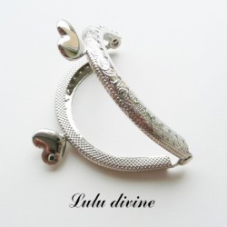 Fermoir claps Coeur demi cercle porte monnaie de 7.5 cm métal Argenté